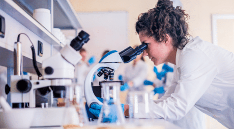 Cl&aacute;ir PhD & M&aacute;istreachta&iacute; Taighde