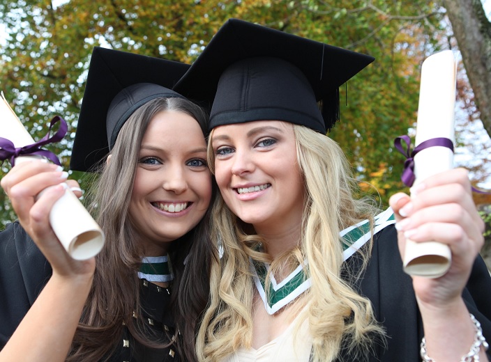 C&uacute;pla Focal &oacute; na Mic L&eacute;inn