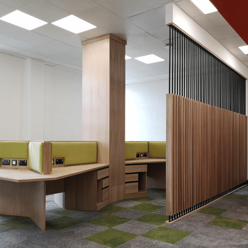 Iarratais ar Bhainist&iacute;ocht Sp&aacute;is