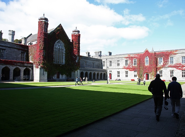 D&eacute;an teagmh&aacute;il linn